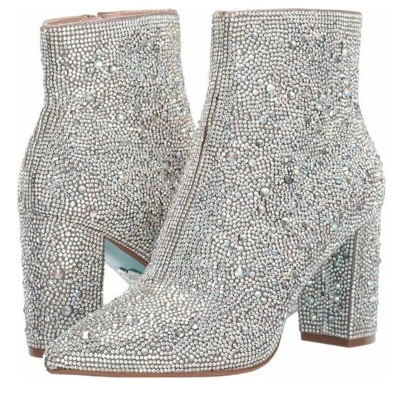 Betsey Johnson Women's Cady Evening Booties Encrusted Sparkling Rhinesto… - Picture 2 of 12